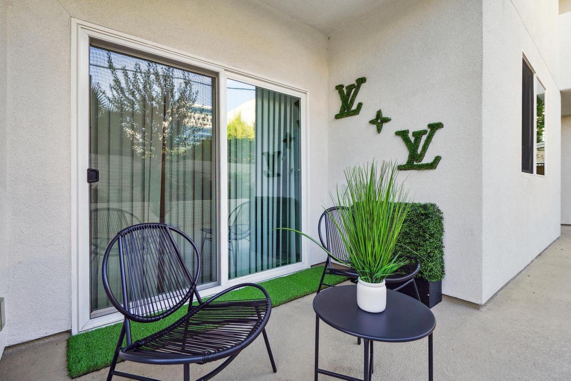 House Of Lv Bed and Breakfast Los Angeles Eksteriør billede